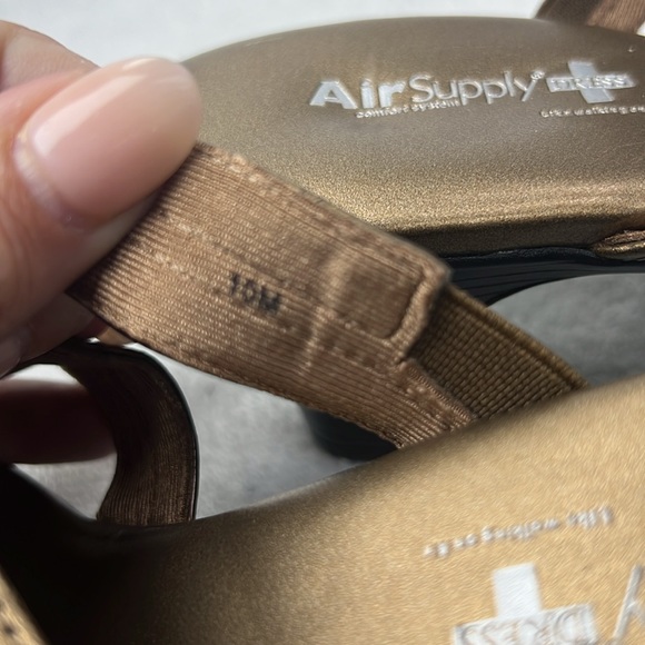 Air Supply,  Women's Brown Slide Sandals - Picture 5 of 6